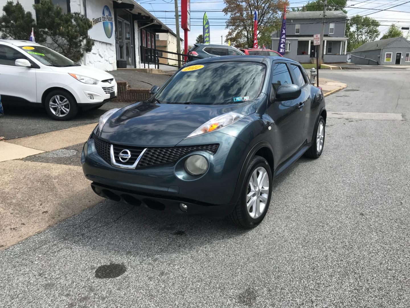 2012 Blue /Black Nissan Juke S (JN8AF5MV6CT) with an 1.6 engine, Automatic transmission, located at 577 Chester Pike, Prospect Park, PA, 19076, (610) 237-1015, 39.886154, -75.302338 - 2012 Nissan Juke SL: AWD, navigation system, backup camera, new PA inspection, heated seats, SUPER CLEAN! This vehicle comes inspected and has been given a bumper to bumper safety check. It is very clean, reliable, and well maintained. We offer a unique pay plan that is known for being the easies - Photo#2